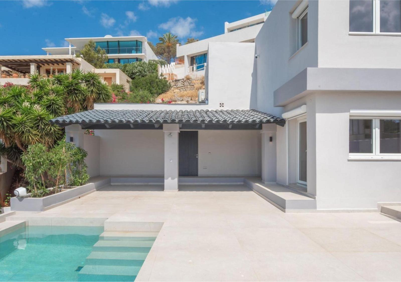 Luxury Private Nube Villa *